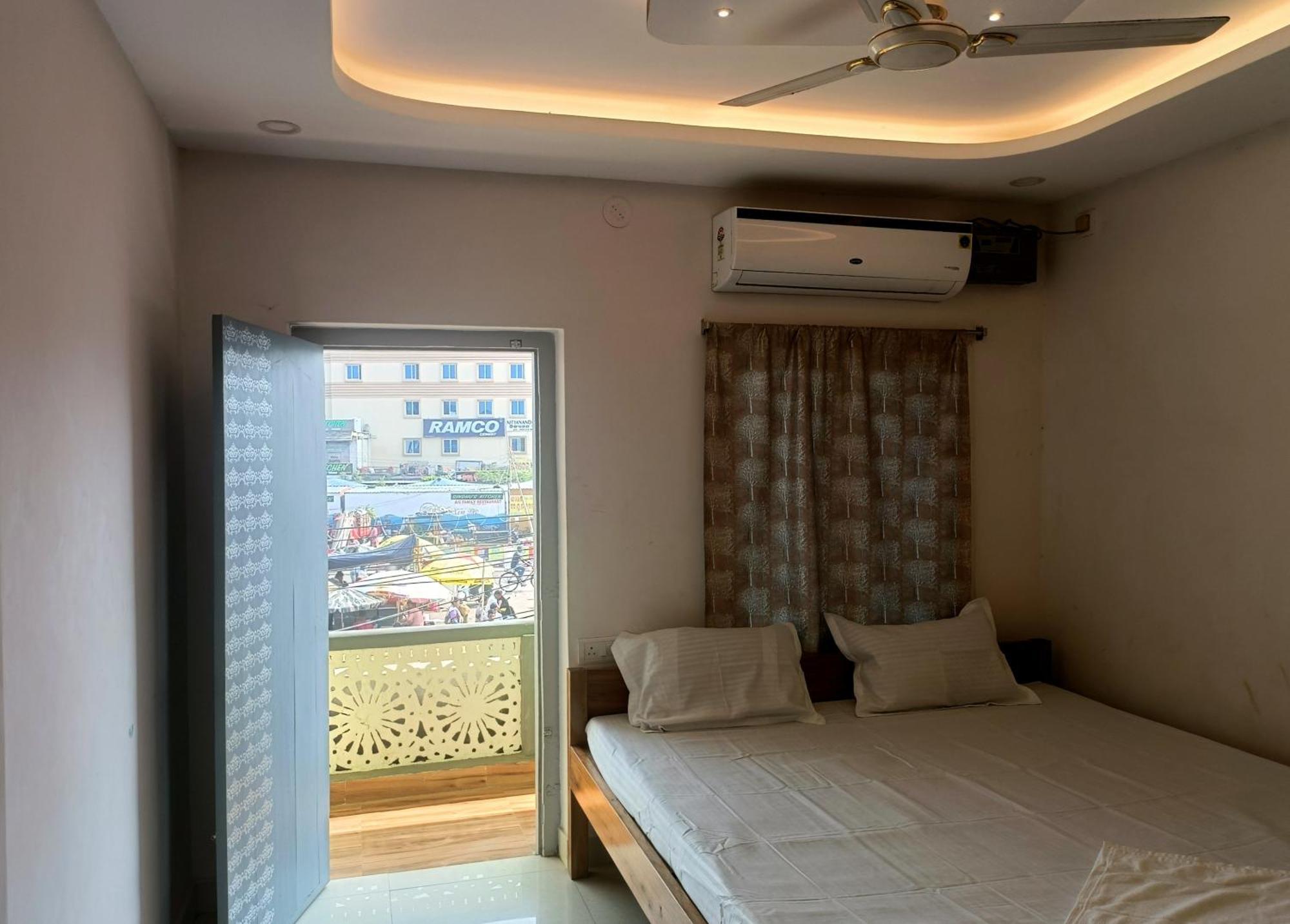 Hotel Grand View Purí Exteriér fotografie